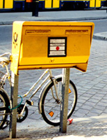 Postkasten in Berlin Mitte